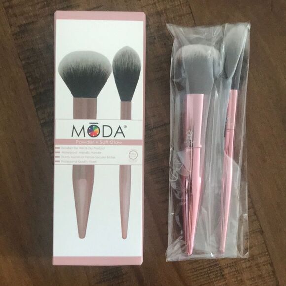Mōda - Powder & Soft Glow - Brush Kit - Set of 2 - New! - Picture 1 of 2